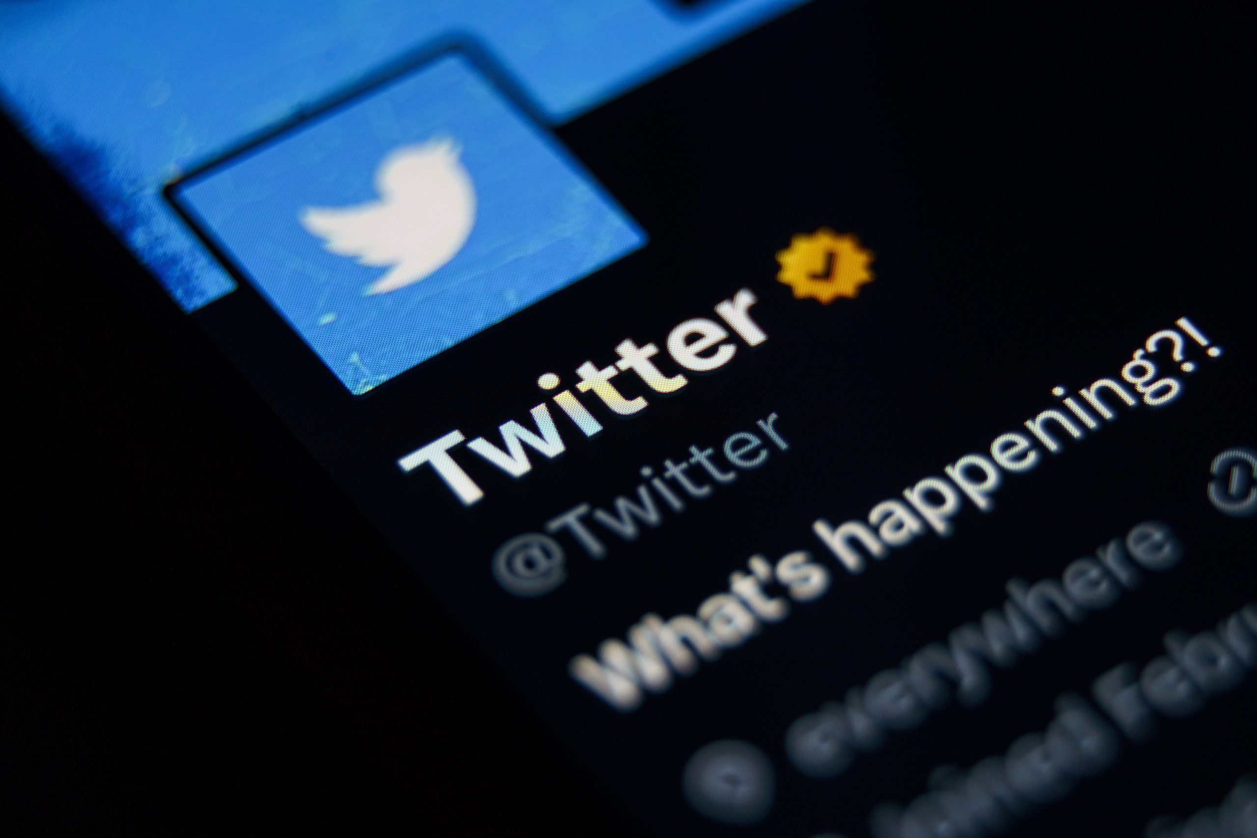 Twitter To Launch Job Listings For Verified Organizations