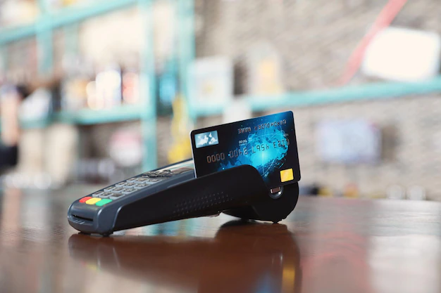 The Evolution Of Payment Processing: Debit Machines And Credit Card Machines In Canada