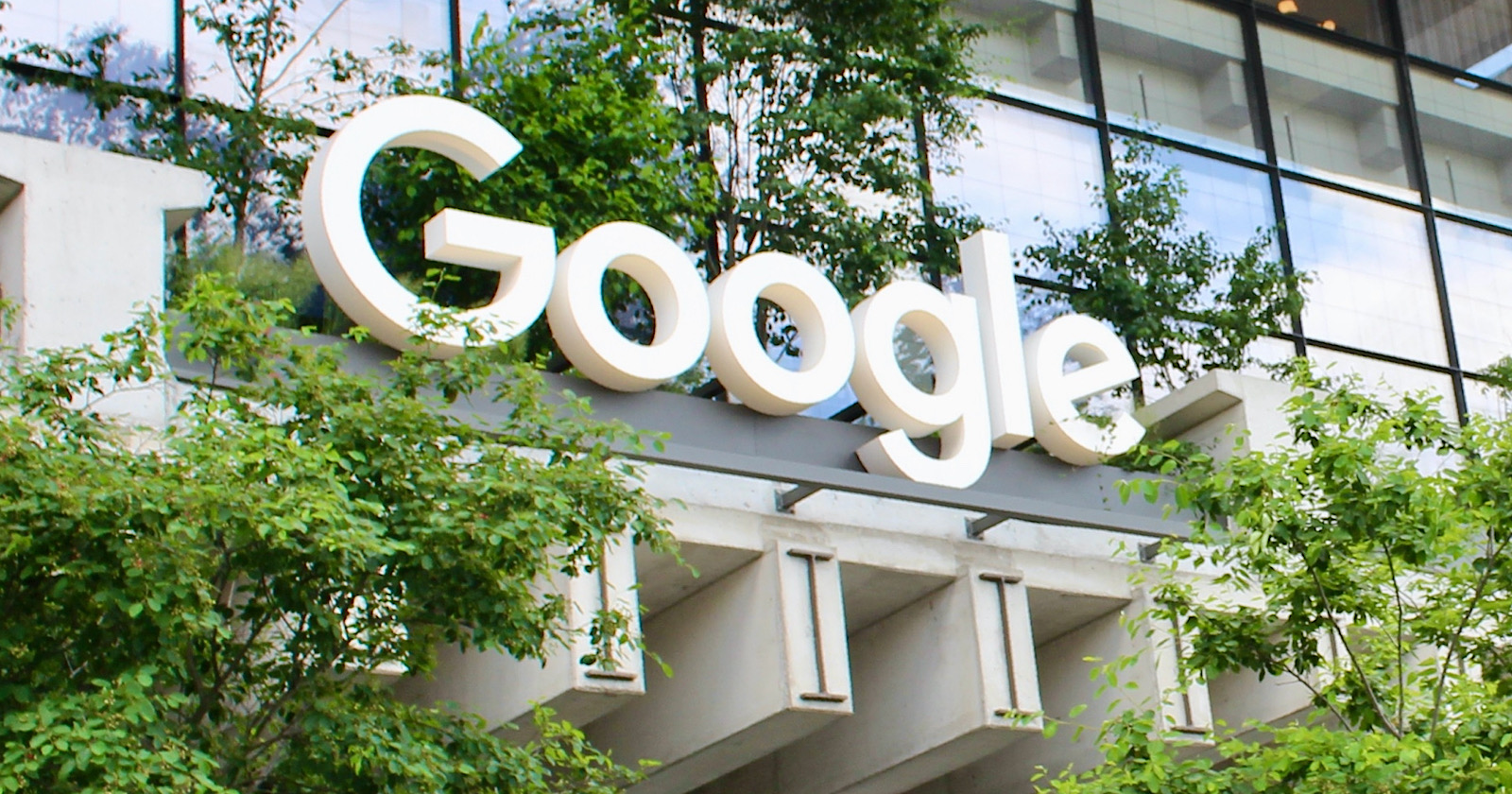 Google’s Walled Garden: Users Make 10 Clicks Before Leaving
