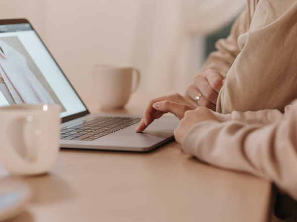 How I Turned One Community Conversation Into Weeks&apos; Worth of Content